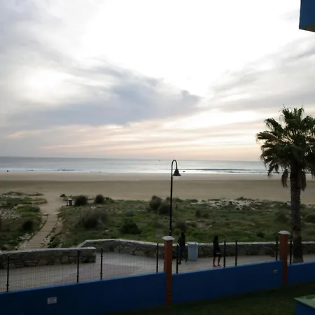 Livingtarifa Agaporni Apartment *